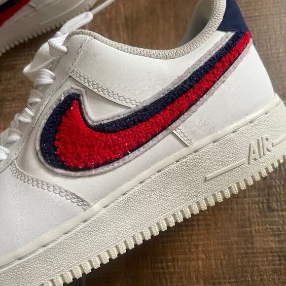 Nike Air Force 1 07\' LV8 Chenille Swoosh 823511-106 White /Red/Blue Men\'s Size 8 main image 10